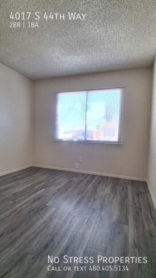 Building Photo - 4017 S 44th Way