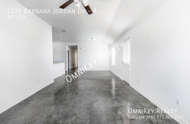 Building Photo - 1106 Barbara Jordan St