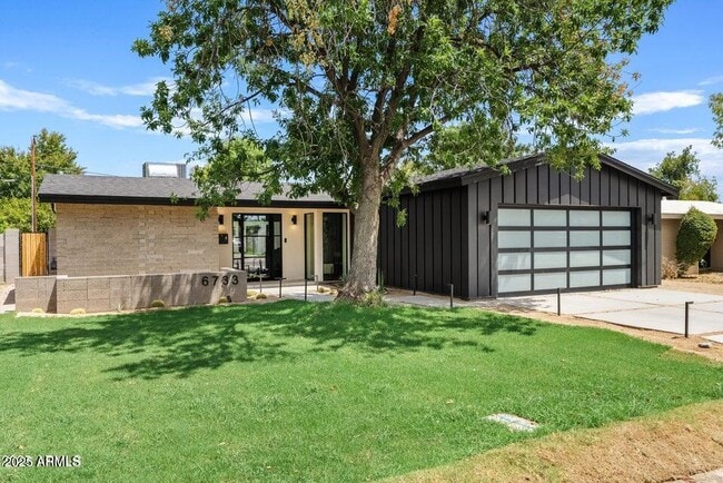 Building Photo - 6733 N 14th St