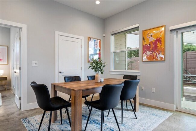 Building Photo - 6301 Santos St