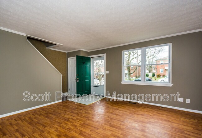 Building Photo - 8627 Willow Oak Rd