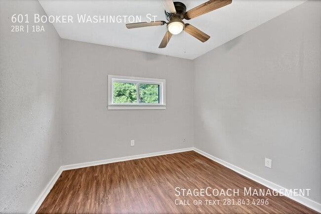 Building Photo - 601 Booker T Washington St