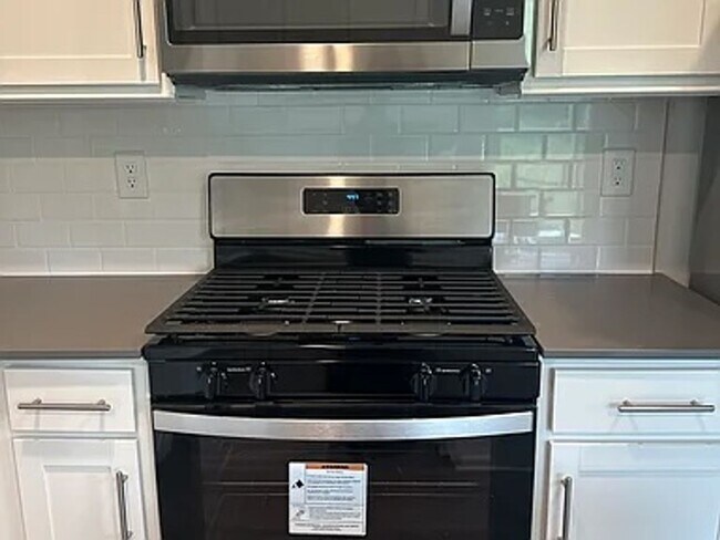 Building Photo - Brand New 4BR/2.5BA Single Family Home