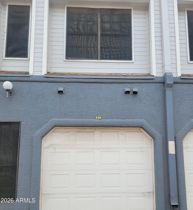 Building Photo - 8888 N 47th Ave