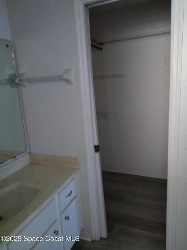 Building Photo - 765 John Carroll Ln