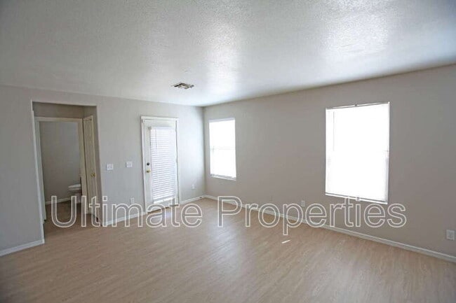 Building Photo - 12885 N Tonya St