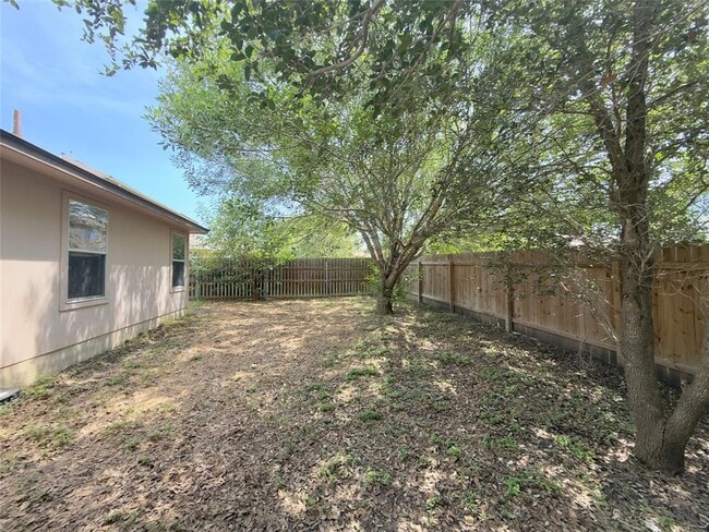 Building Photo - 339 Oxford Dr