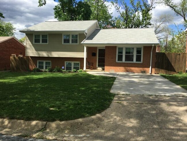 Primary Photo - 2115 Ellis St