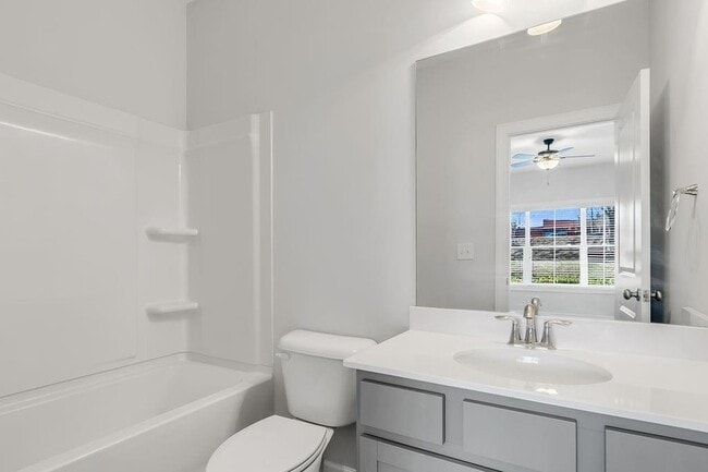 Building Photo - 2775 Bell Dr SE