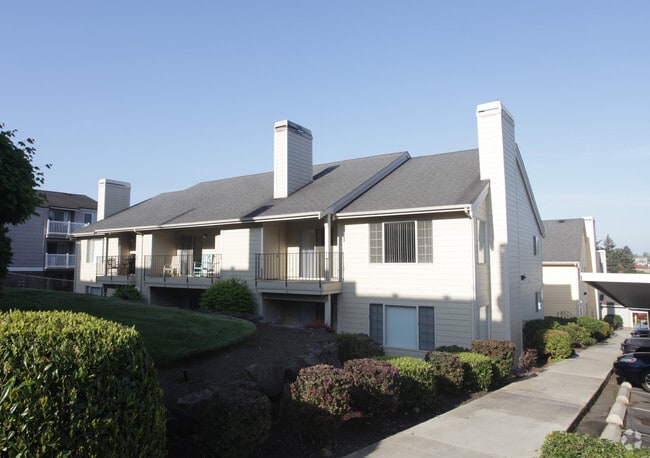 Building Photo - Hampton Village