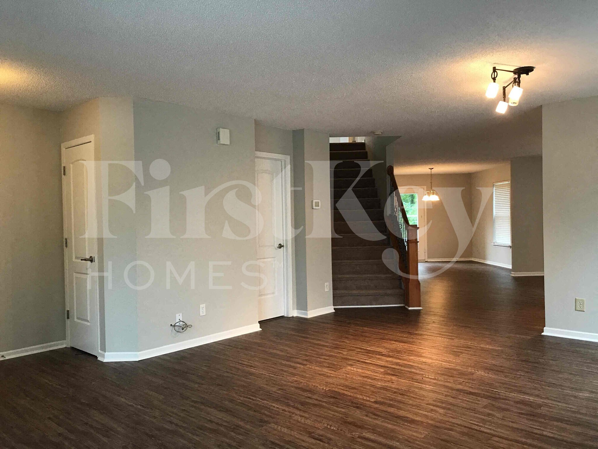 Building Photo - 6318 Cascade Cir