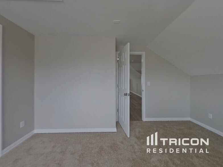Building Photo - 3573 Wind Rose Pl