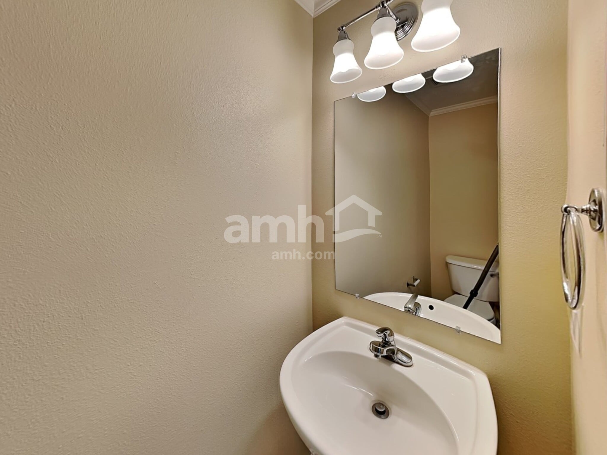 Building Photo - 325 Van Gogh Cir
