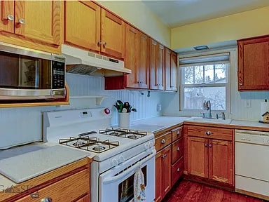 Building Photo - 810 W Lewis St