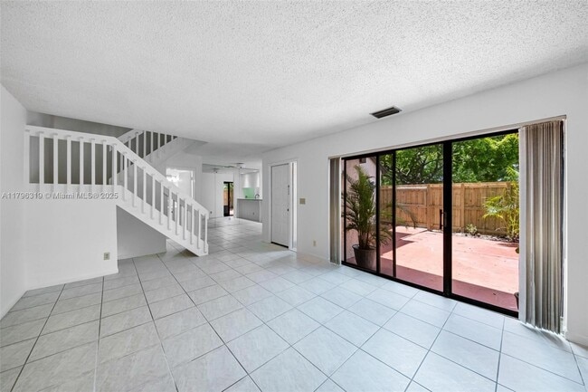 Building Photo - 3199 Cocoplum Cir