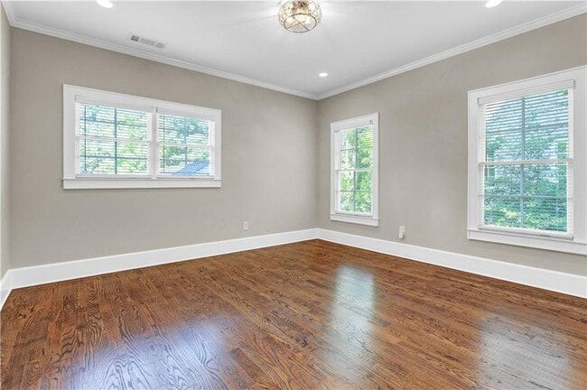 Building Photo - 3081 Rhodenhaven Dr NW