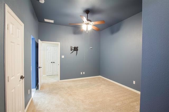 Building Photo - 8100 Rosemont Dr