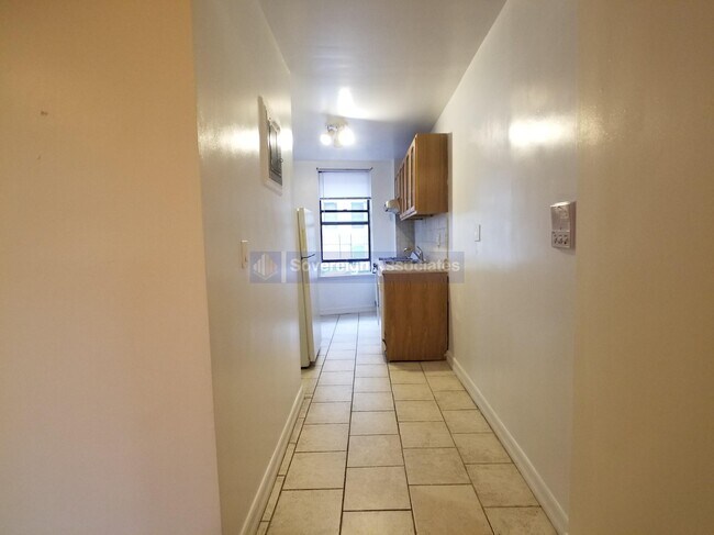 Building Photo - 86 Haven Ave