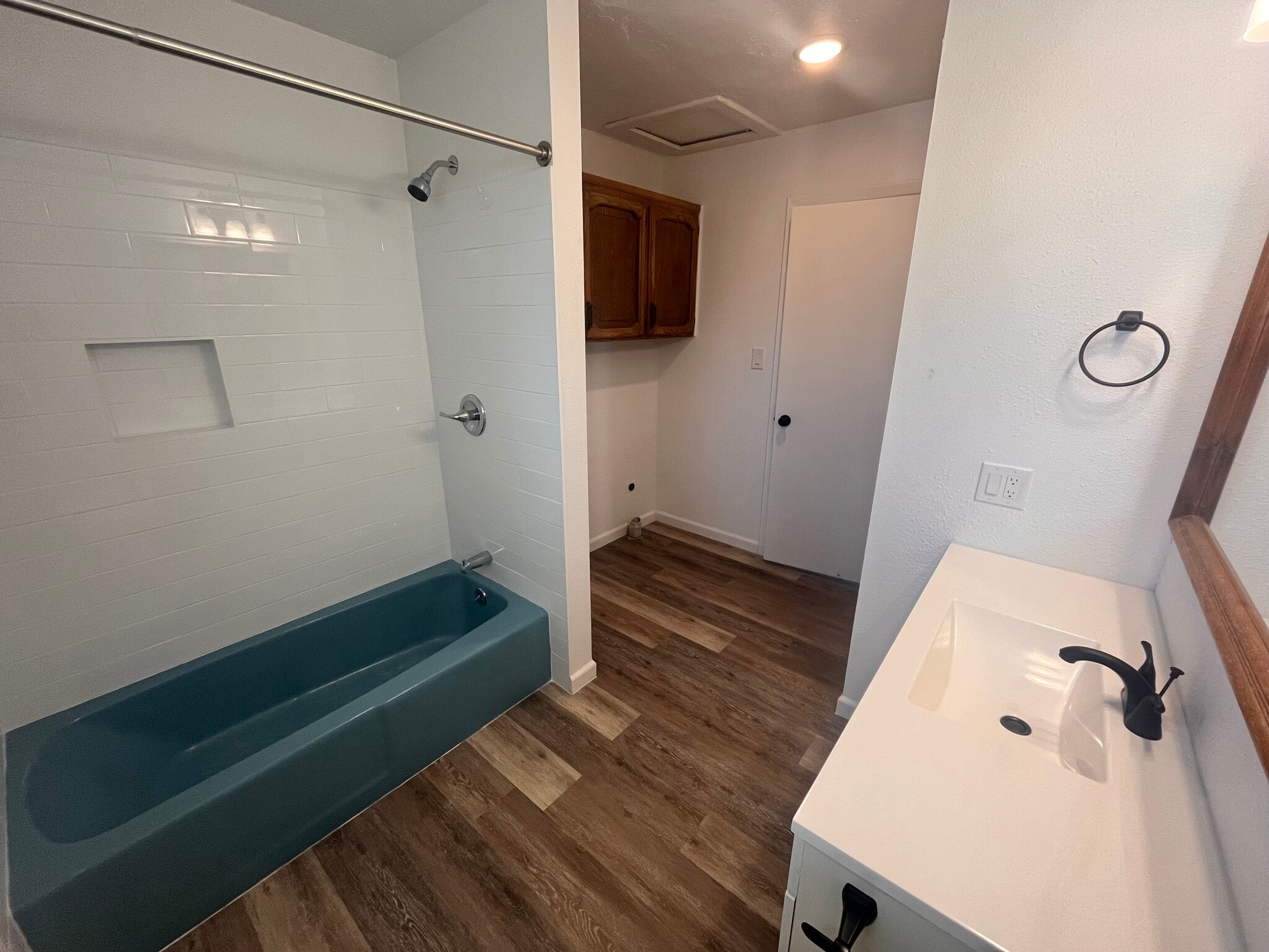 Building Photo - 3253 Castaneda Dr