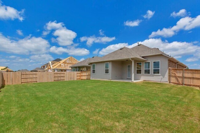 Building Photo - 2208 Bell Mare Vw