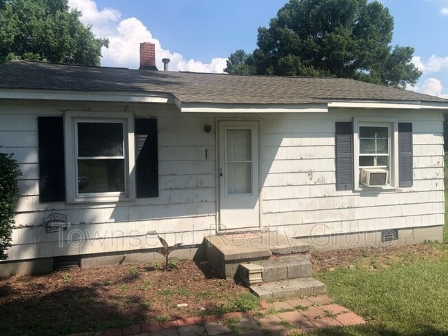 Primary Photo - 2209 Culp Cir