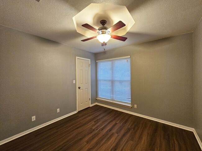 Building Photo - NEW IN MANAGEMENT - AVAILABLE NOW!