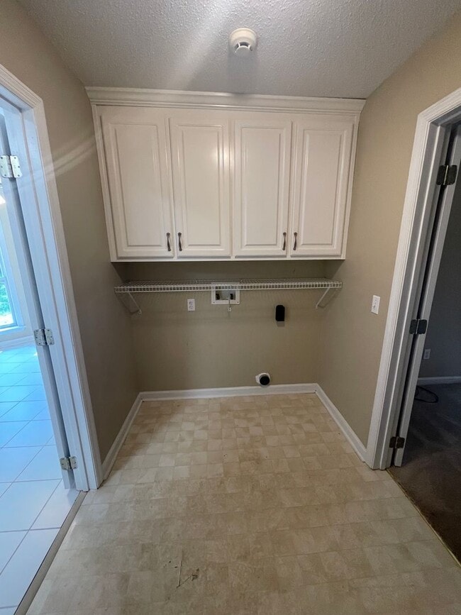 Building Photo - The Woodlands Subdivision!