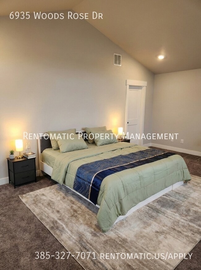 Building Photo - 6935 Woods Rose Dr