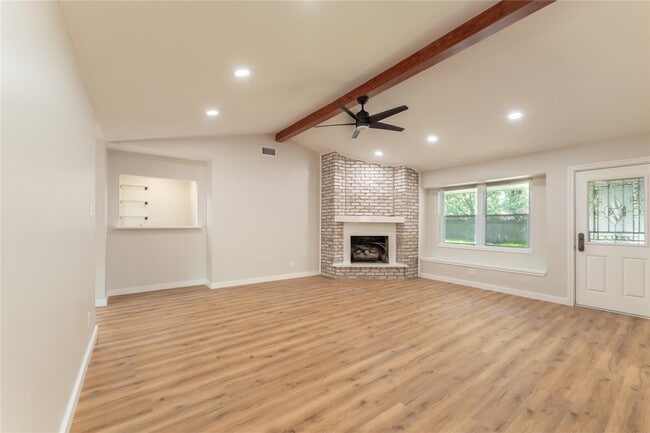 Building Photo - 6119 S Braeswood Blvd