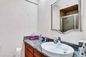 Building Photo - 7753 Royal Ln