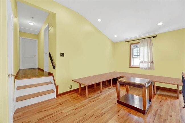 Building Photo - 24 Purdue Ct