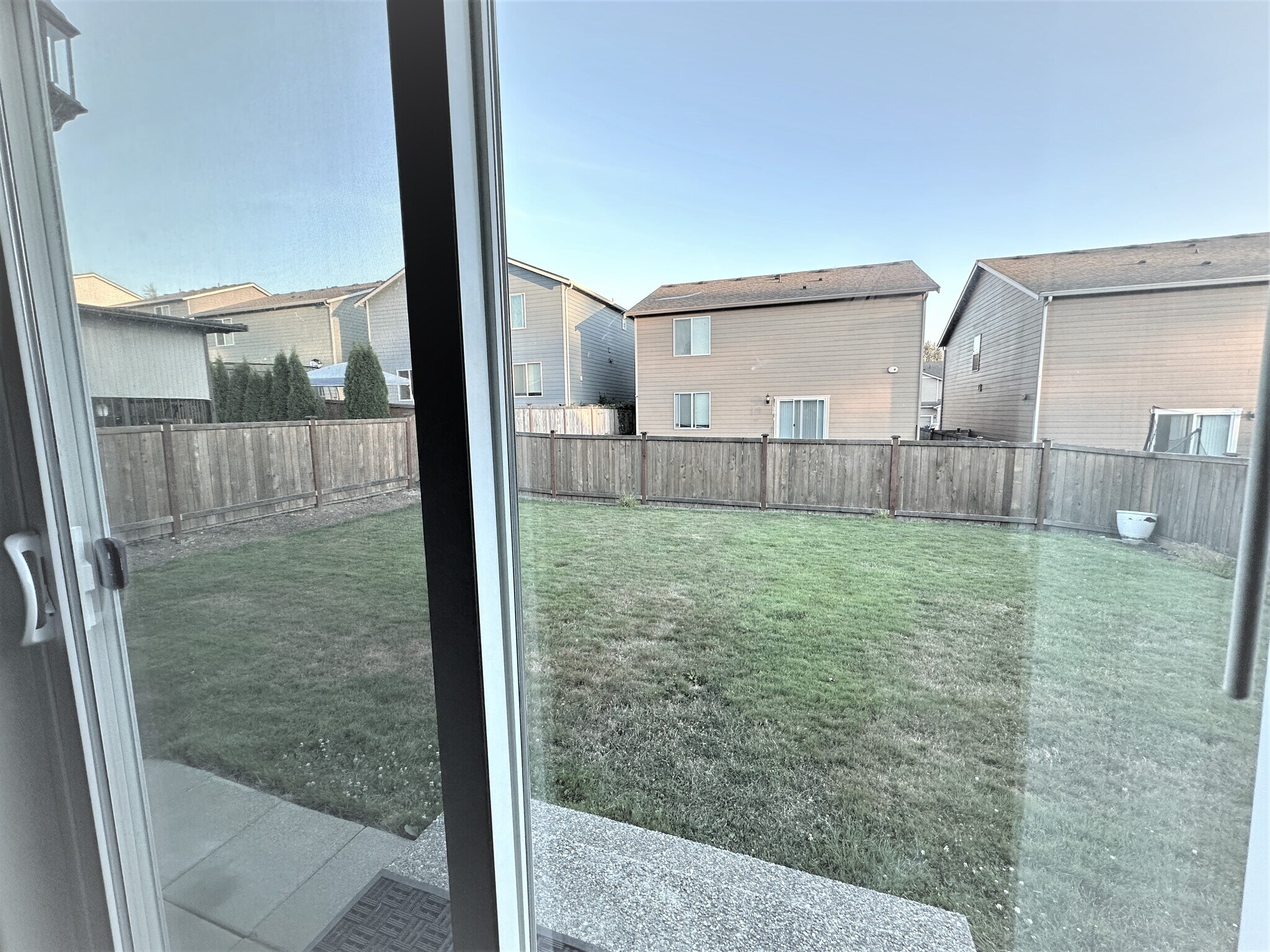 Building Photo - 8921 170th St NE