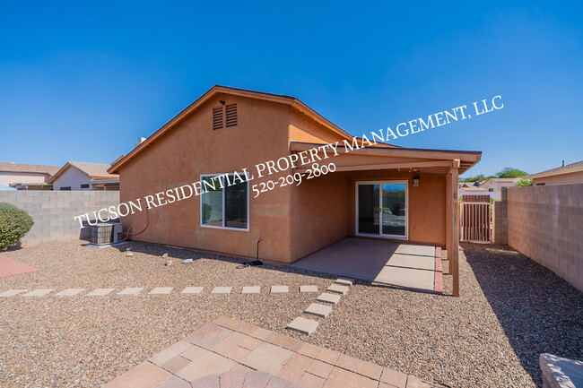 Building Photo - 8742 S Desert Valley Way