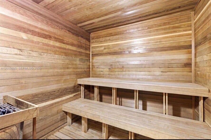 Building Photo - 3180 Coral Way