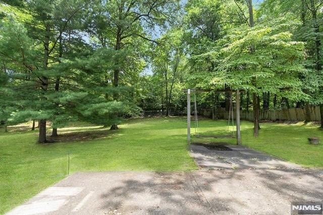 Building Photo - 68 Briarwood Ave