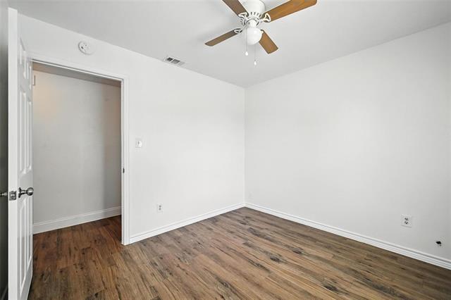 Building Photo - 1206 S State Hwy 78