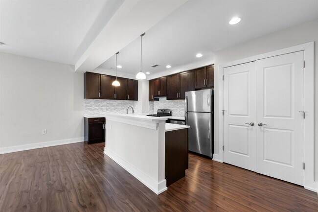 Building Photo - 1040 John F. Kennedy Blvd