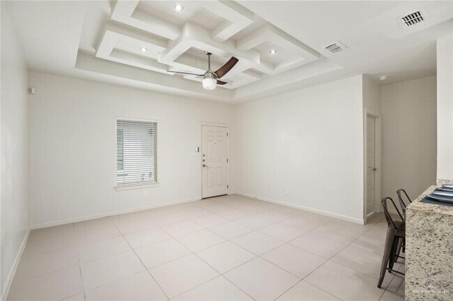 Building Photo - 15 West Dr