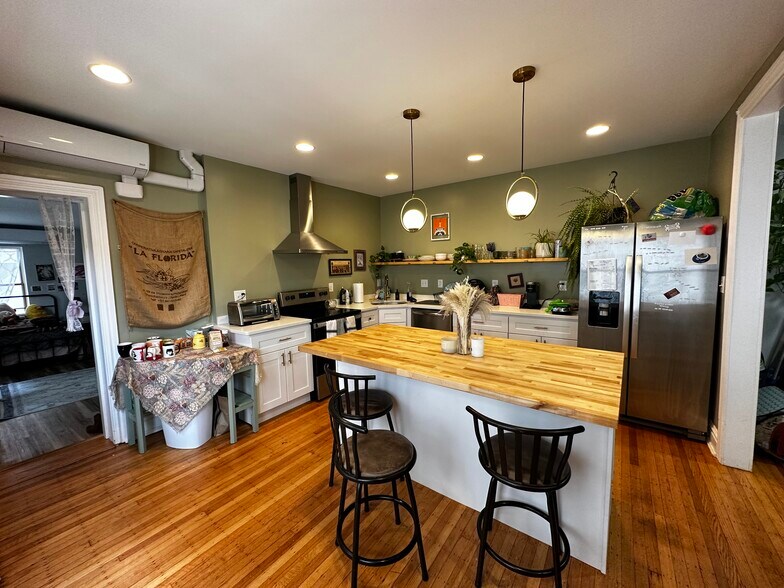 Kitchen - 1204 Delaware Ave