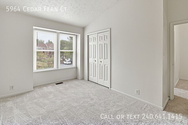 Building Photo - 5964 Cedar Fern Ct