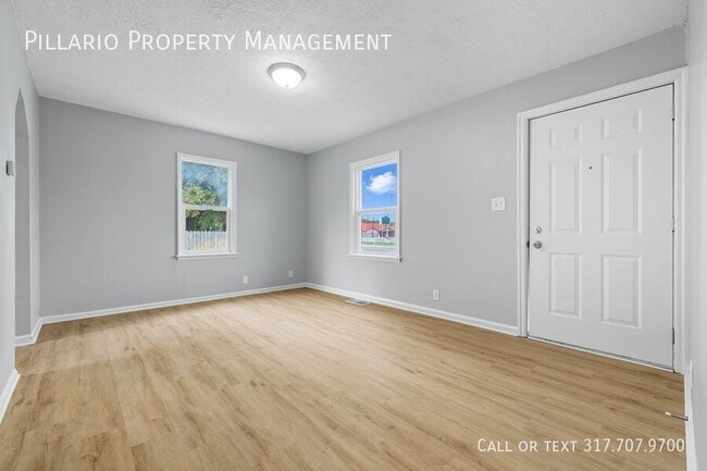 Building Photo - 15 S Post Rd