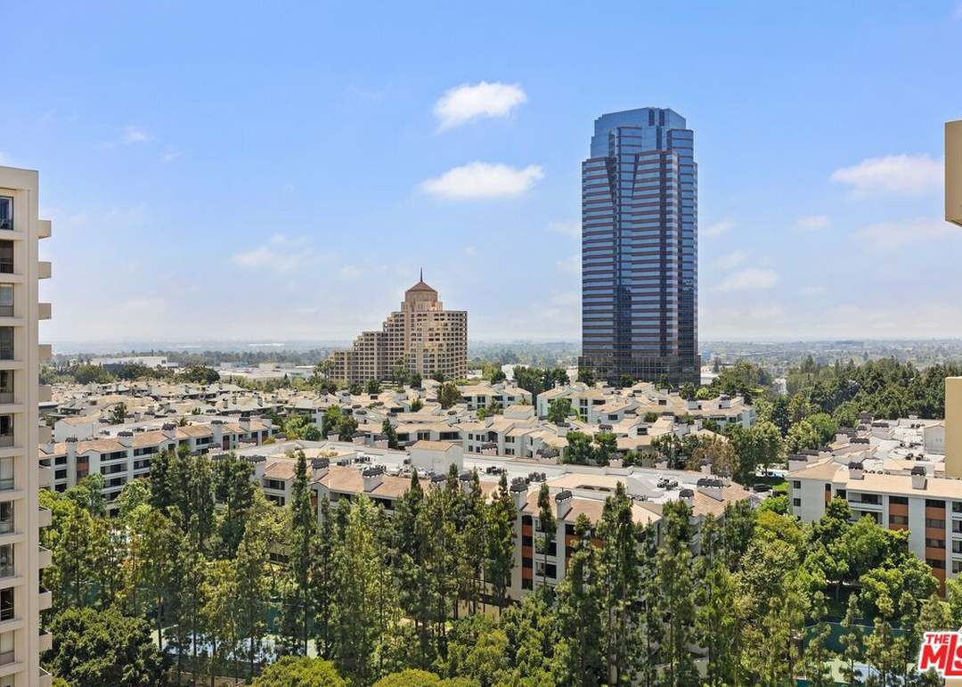 Building Photo - 2160 Century Park E
