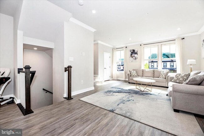 Building Photo - 6042 Fallfish Ct