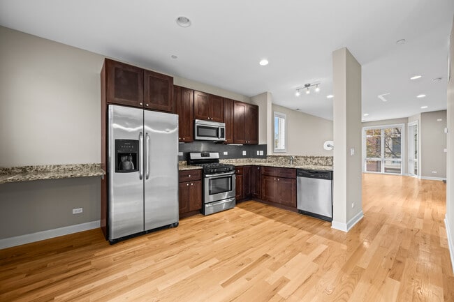 Building Photo - 86 Legacy Ln