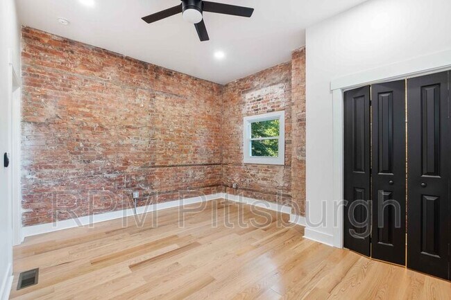 Building Photo - 161 Morewood Ave