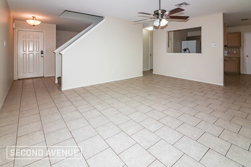 Building Photo - 7613 Timber Crest Dr