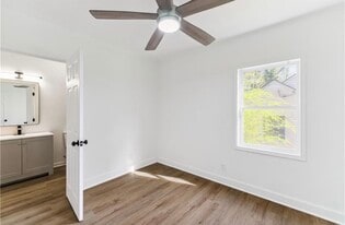 Building Photo - 437 Collier Ridge Dr NW