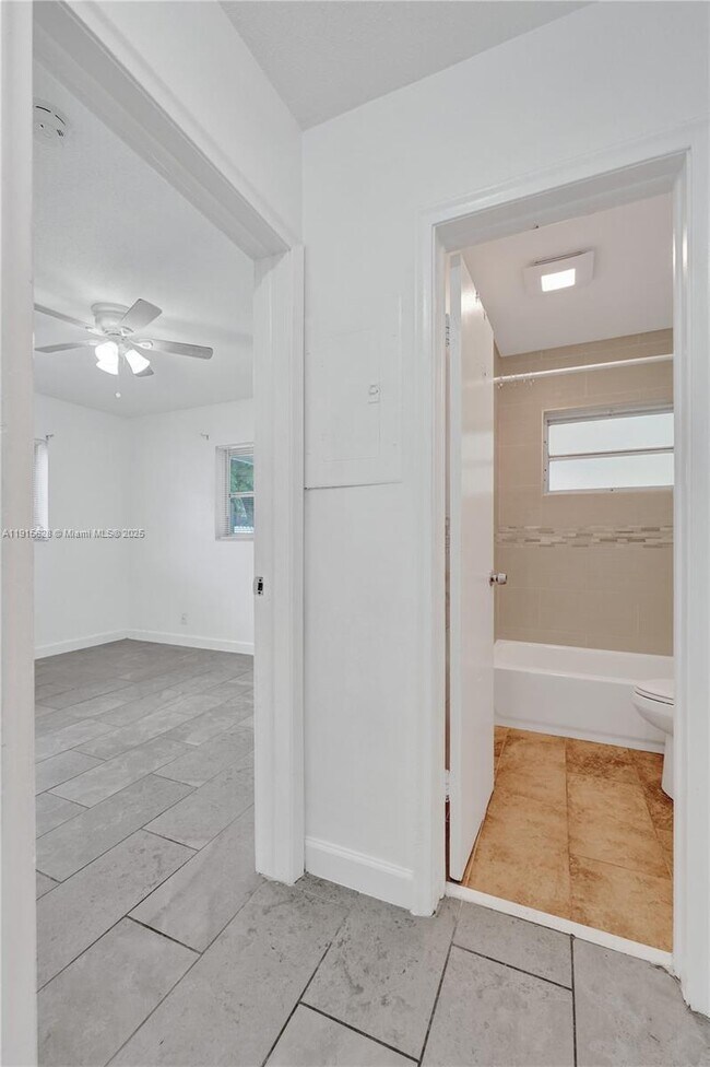 Building Photo - 6283 Sherman St