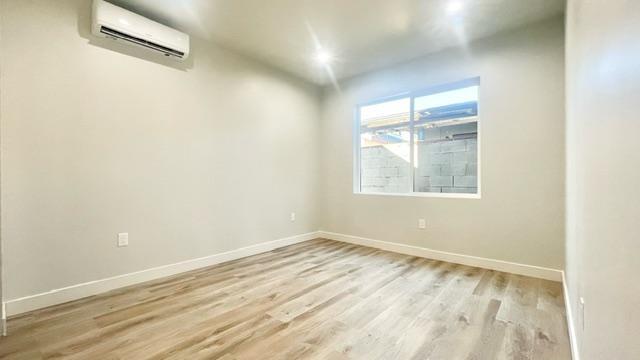 Building Photo - 419 W San Marino Ave