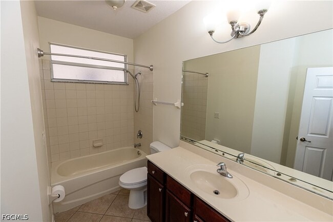 Building Photo - 17007 Tremont St